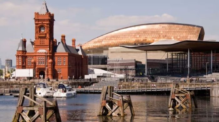 viaggio studio di gruppo a cardiff stage linguistici