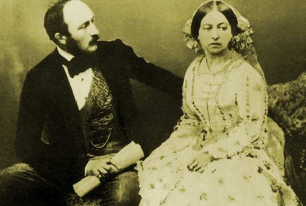 La-Regina-Vittoria-e-il-consorte-Alberto-di-Sassonia