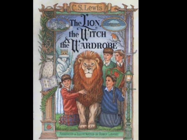The lion, the witch and the wardrobe di C.S. Lewis