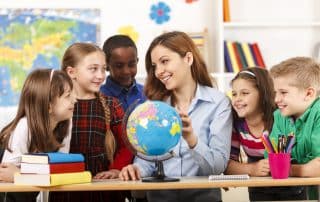 alunnni-e-insegnante-esperienza-allestero